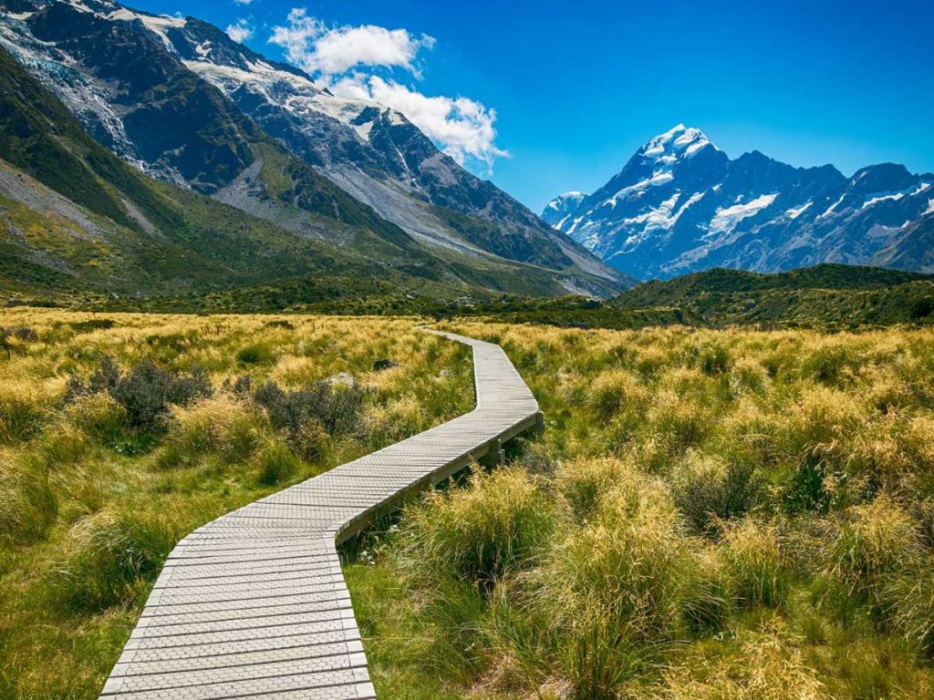 Hooker Vallery boardwalk on a private mt cook day tour